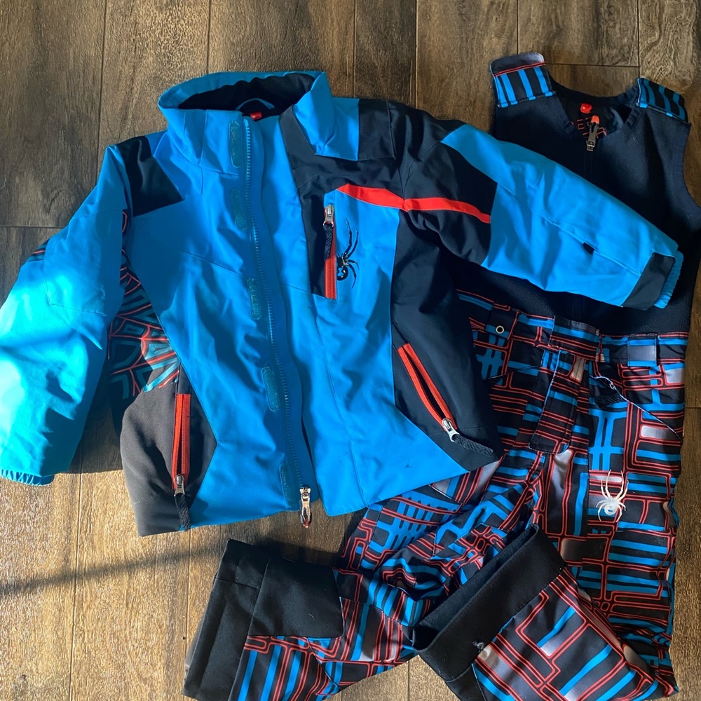Spyder Boys snow set